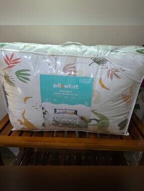 Pillowfort Full/Queen Dinosaur Cotton Comforter Set New